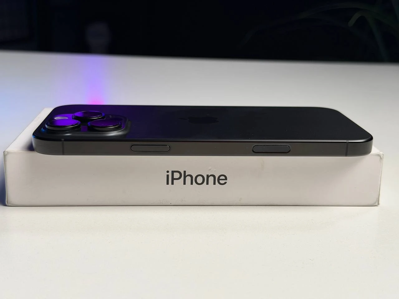 ВЖИВАНИЙ Б/У Apple iPhone 16 Pro Max 256GB Black Titanium (MYWV3) - Стан: ідеальний | Акумулятор: 95% | Комплектація: повний | Гарантія: 3 міс.