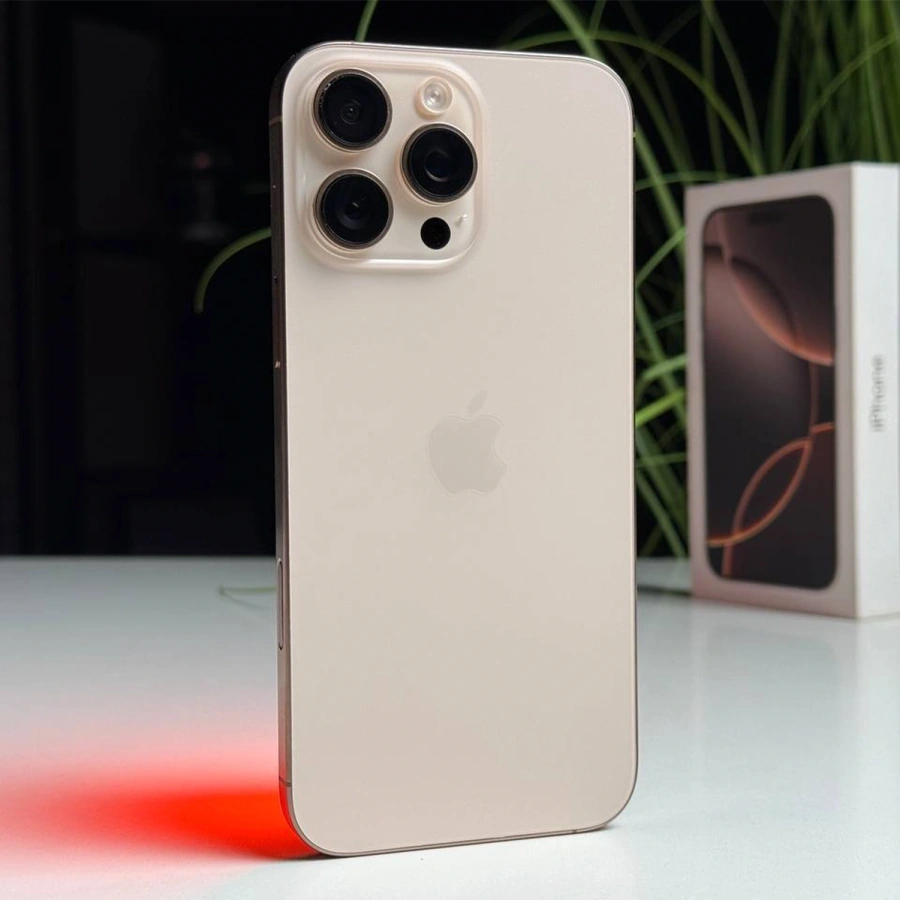 ВЖИВАНИЙ Б/У Apple iPhone 16 Pro Max 256GB Desert Titanium (MYWX3) - Стан: гарний | Акумулятор: 93% | Комплектація: повний | Гарантія: 3 міс.
