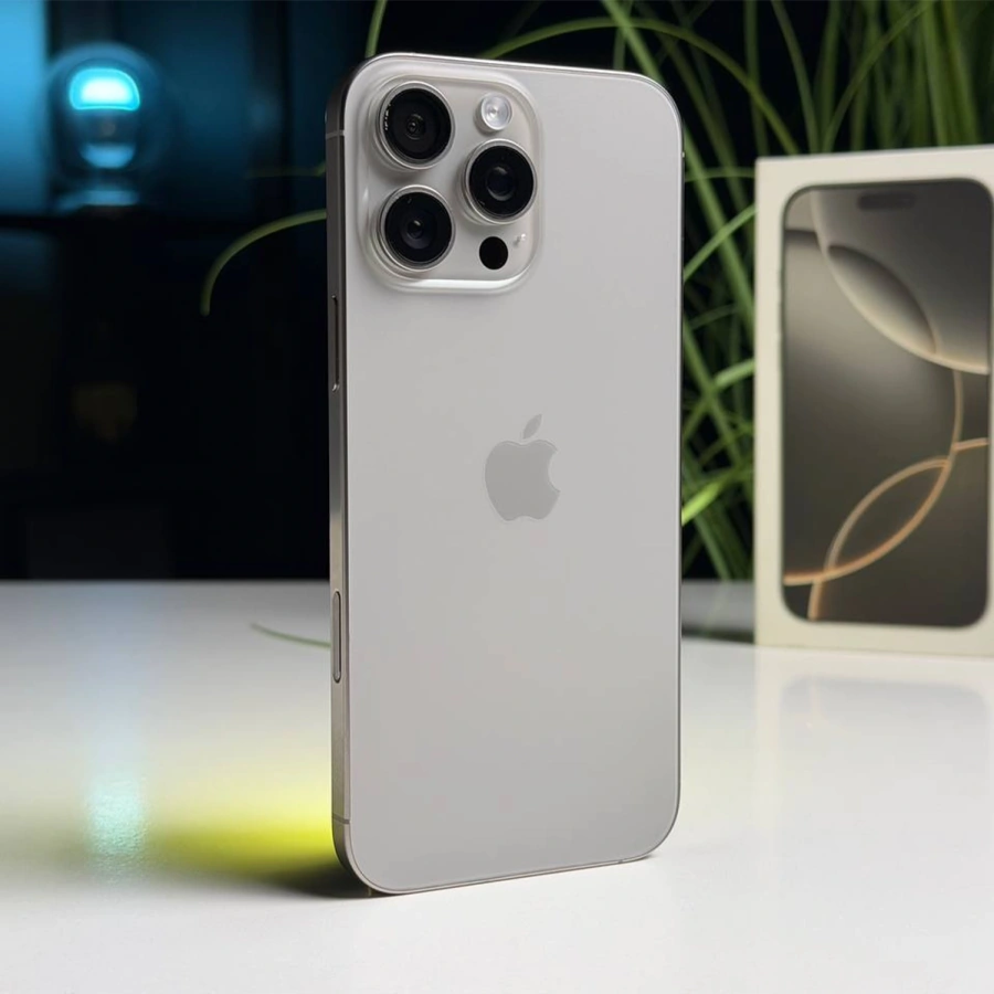 ВЖИВАНИЙ Б/У Apple iPhone 16 Pro Max 256GB Natural Titanium (MYWY3) - Стан: гарний | Акумулятор: 94% | Комплектація: повний | Гарантія: 3 міс.