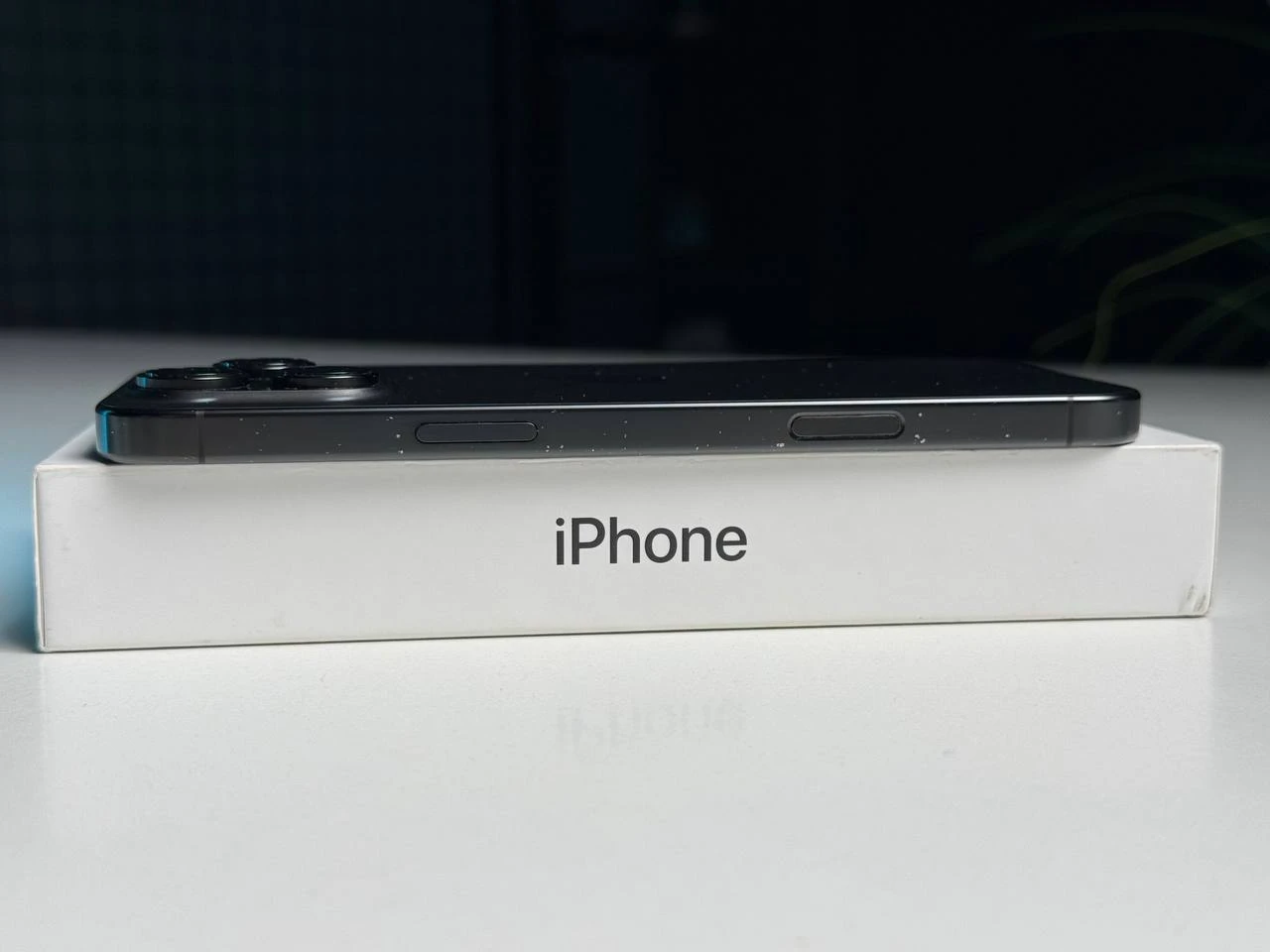 ВЖИВАНИЙ Б/У Apple iPhone 16 Pro Max 512GB Black Titanium (MYX03) - Стан: гарний | Акумулятор: 91% | Комплектація: повний | Гарантія: 3 міс.