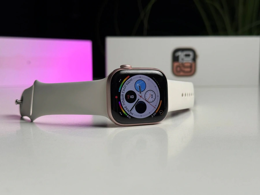 ВЖИВАНИЙ Б/У Apple Watch Series 10 GPS 42mm Rose Gold Aluminum Case with Light Blush Sport Band - S/M (MWWH3) - Состояние: хороший | Аккумулятор: 100% | Комплектация: полный | Гарантия: 3 мес.