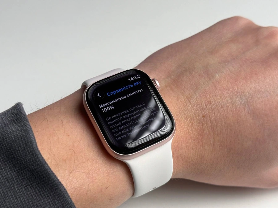 ВЖИВАНИЙ Б/У Apple Watch Series 10 GPS 42mm Rose Gold Aluminum Case with Light Blush Sport Band - S/M (MWWH3) - Состояние: хороший | Аккумулятор: 100% | Комплектация: полный | Гарантия: 3 мес.