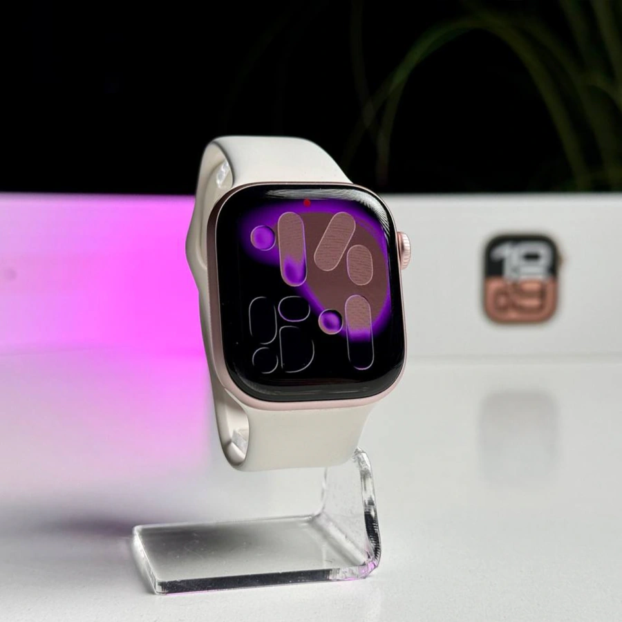 ВЖИВАНИЙ Б/У Apple Watch Series 10 GPS 42mm Rose Gold Aluminum Case with Light Blush Sport Band - S/M (MWWH3) - Состояние: хороший | Аккумулятор: 100% | Комплектация: полный | Гарантия: 3 мес.