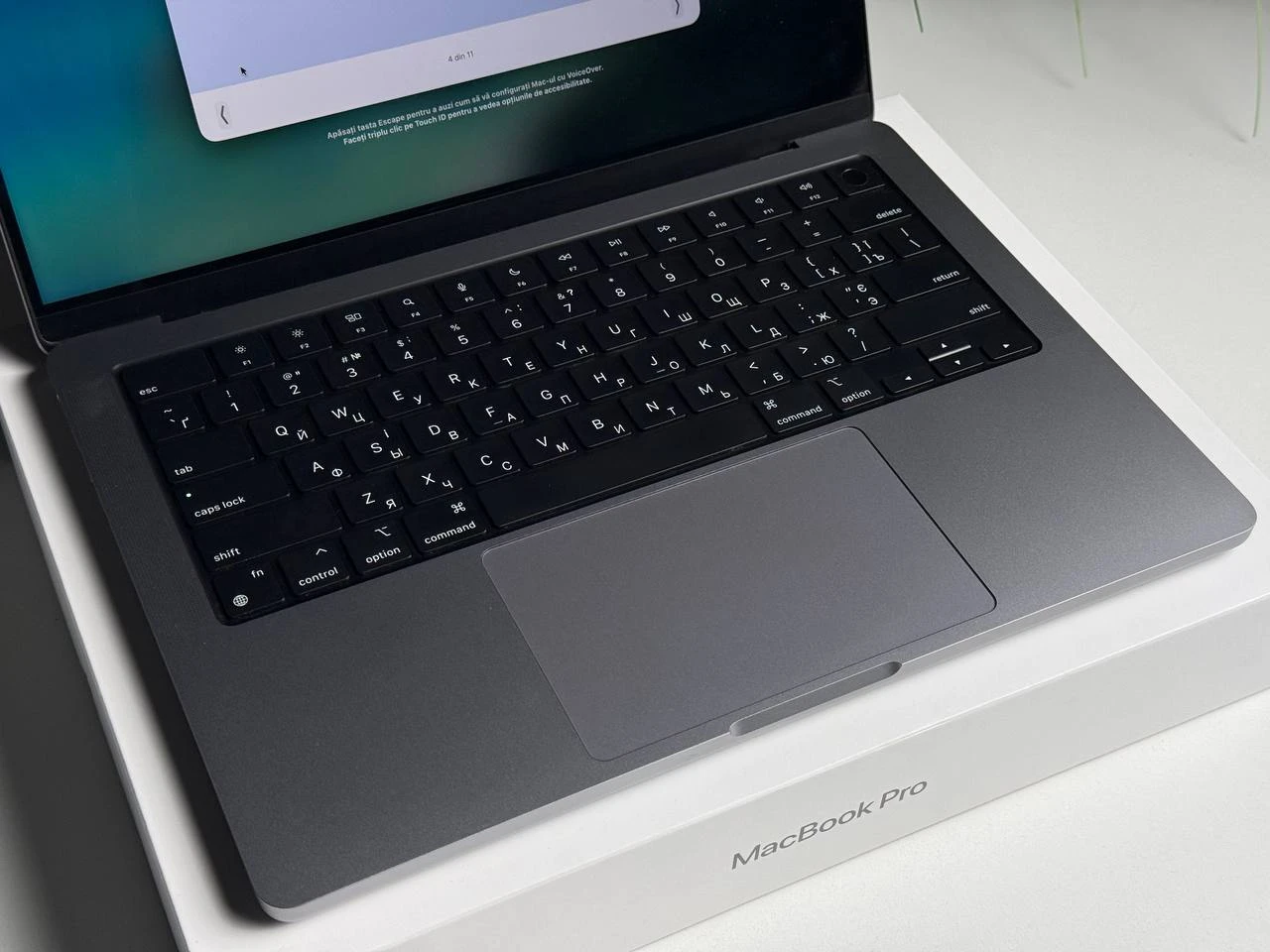 ВЖИВАНИЙ Б/У MacBook Pro 14" Space Gray (MKGP3) 2021 - Состояние: хороший | Аккумулятор: 91% | Комплектация: полный | Гарантия: 3 мес.