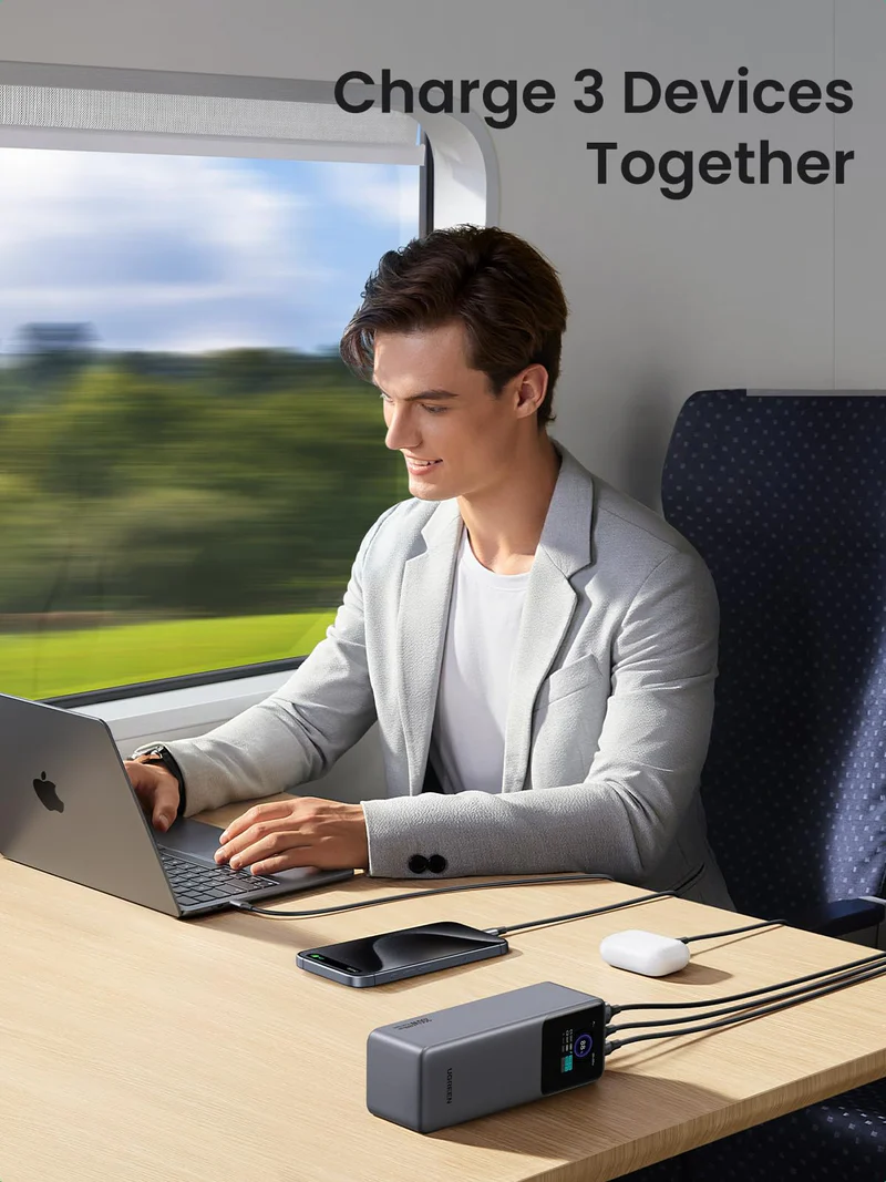 Зовнішній акумулятор [павербанк] UGREEN PB722 Nexode Power Bank 25000mAh 200W with Smart Digital Display (35525)