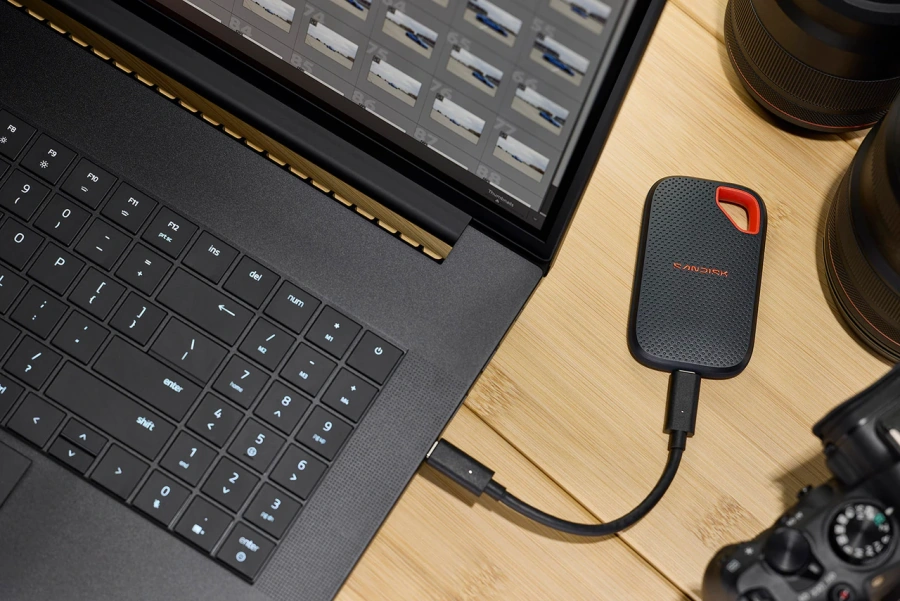 Внешний SSD накопитель SanDisk Extreme Portable V3 500GB (SDSSDE70-500G-G25)