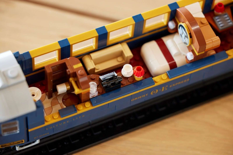 Блоковый конструктор LEGO Ideas Восточный экспресс (21344)