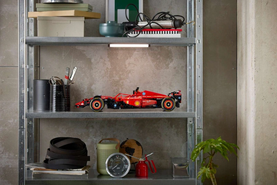 Блоковий конструктор LEGO Technic Автомобіль F1 Ferrari SF-24 (42207)