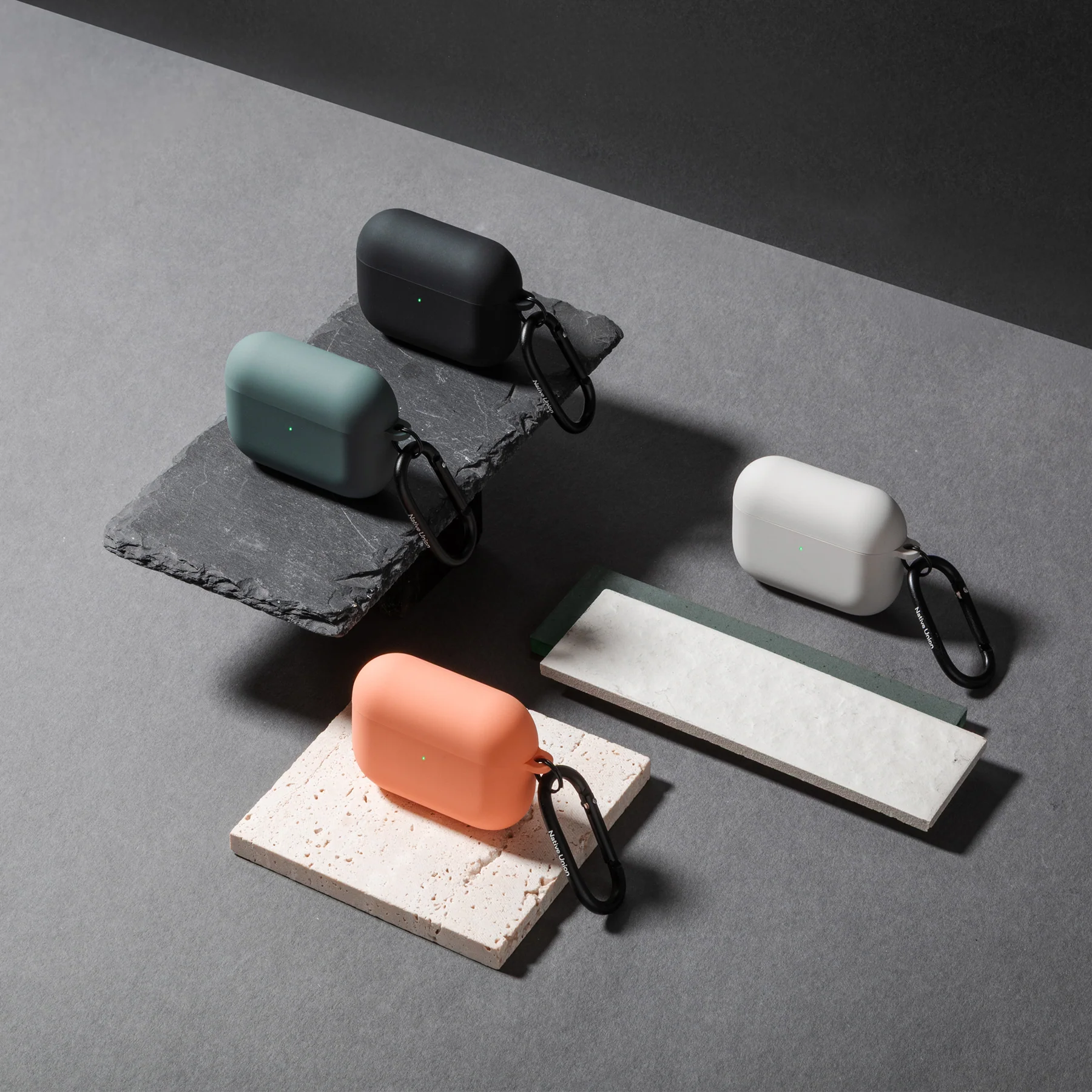 Чехол Native Union Active Case for Airpods Pro 3rd Gen - Black (ACTCSE-APPRO3-BLK)