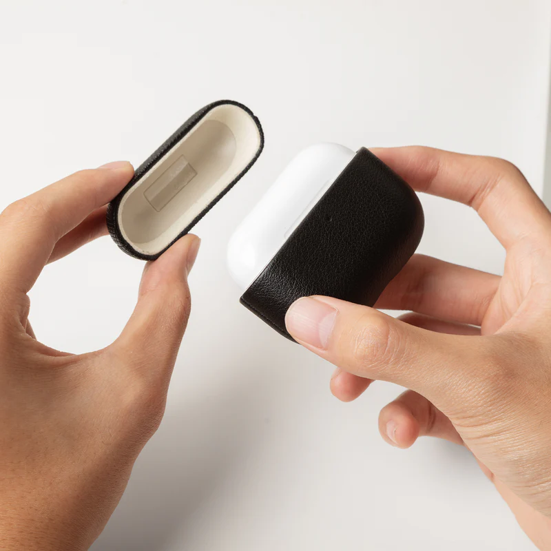 Чехол Native Union (RE) Classic Case for Airpods Pro 3rd Gen - Black (RECLA-APPRO3-BLK)