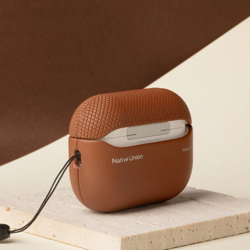 Чехол Native Union (RE) Classic Case for Airpods Pro 3rd Gen - Tan (RECLA-APPRO3-TAN)