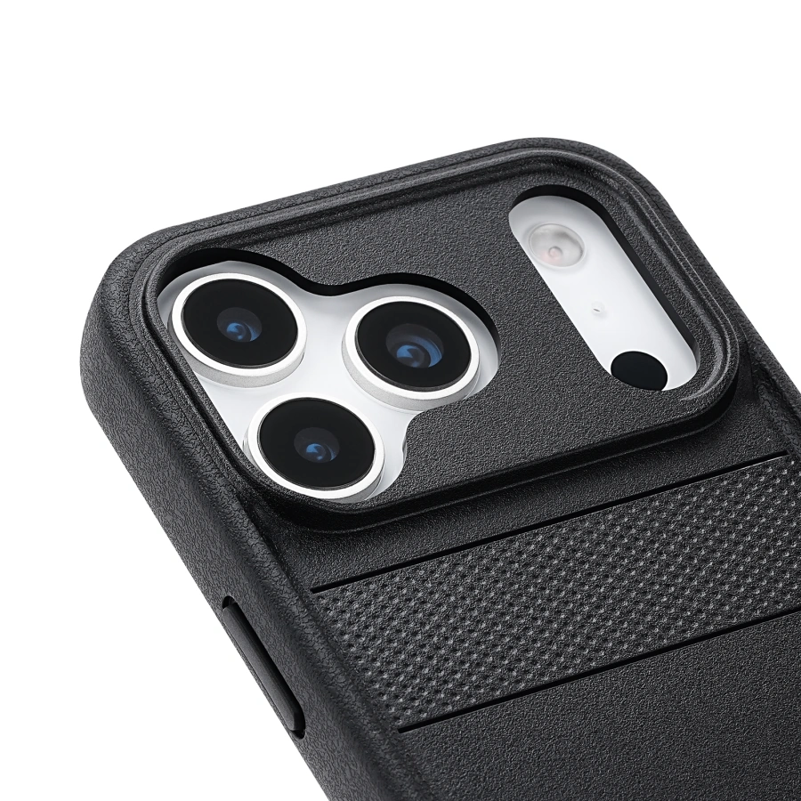 Чехол Pelican Voyager для iPhone 17 Pro Max with MagSafe and Military-Grade Drop Protection - Black (PP057278)