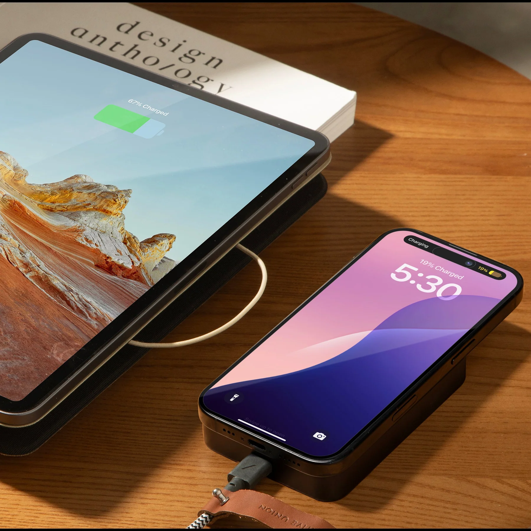 Магнітний павербанк Native Union (Re) Classic Magnetic Power Bank 10 000mAh - Tan (PB-10KMS-TAN)