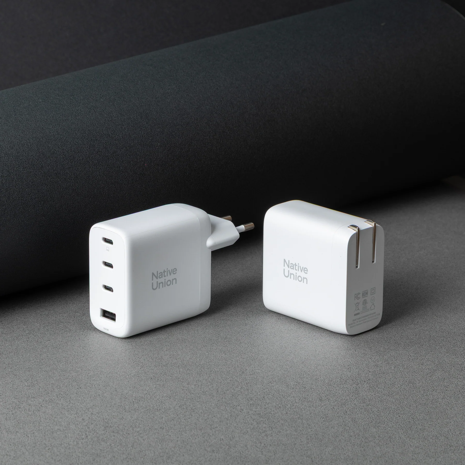 Мережевий зарядний пристрій Native Union Fast GaN Charger PD 100W - White (FAST-PD100-WHT-EU)