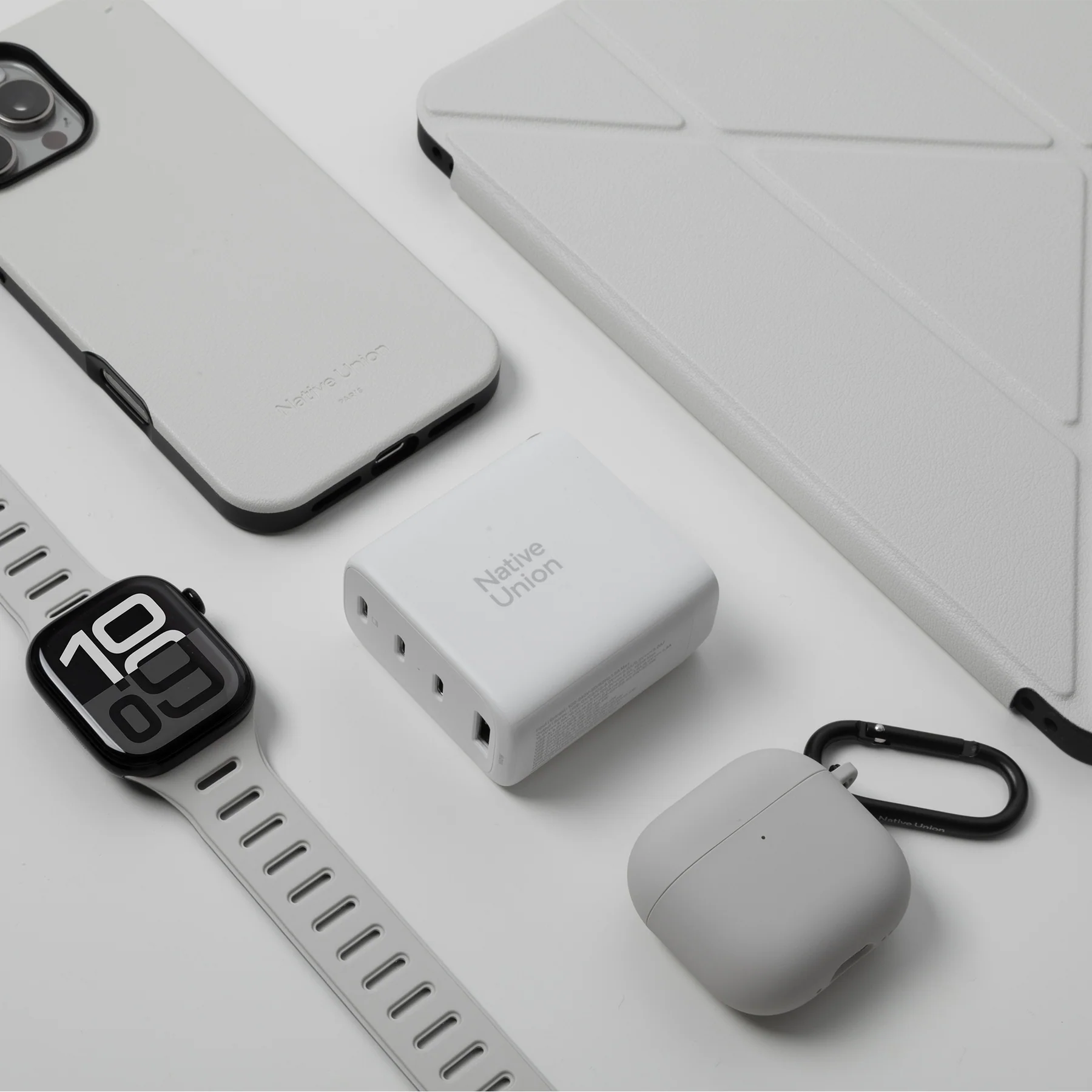 Мережевий зарядний пристрій Native Union Fast GaN Charger PD 100W - White (FAST-PD100-WHT-EU)