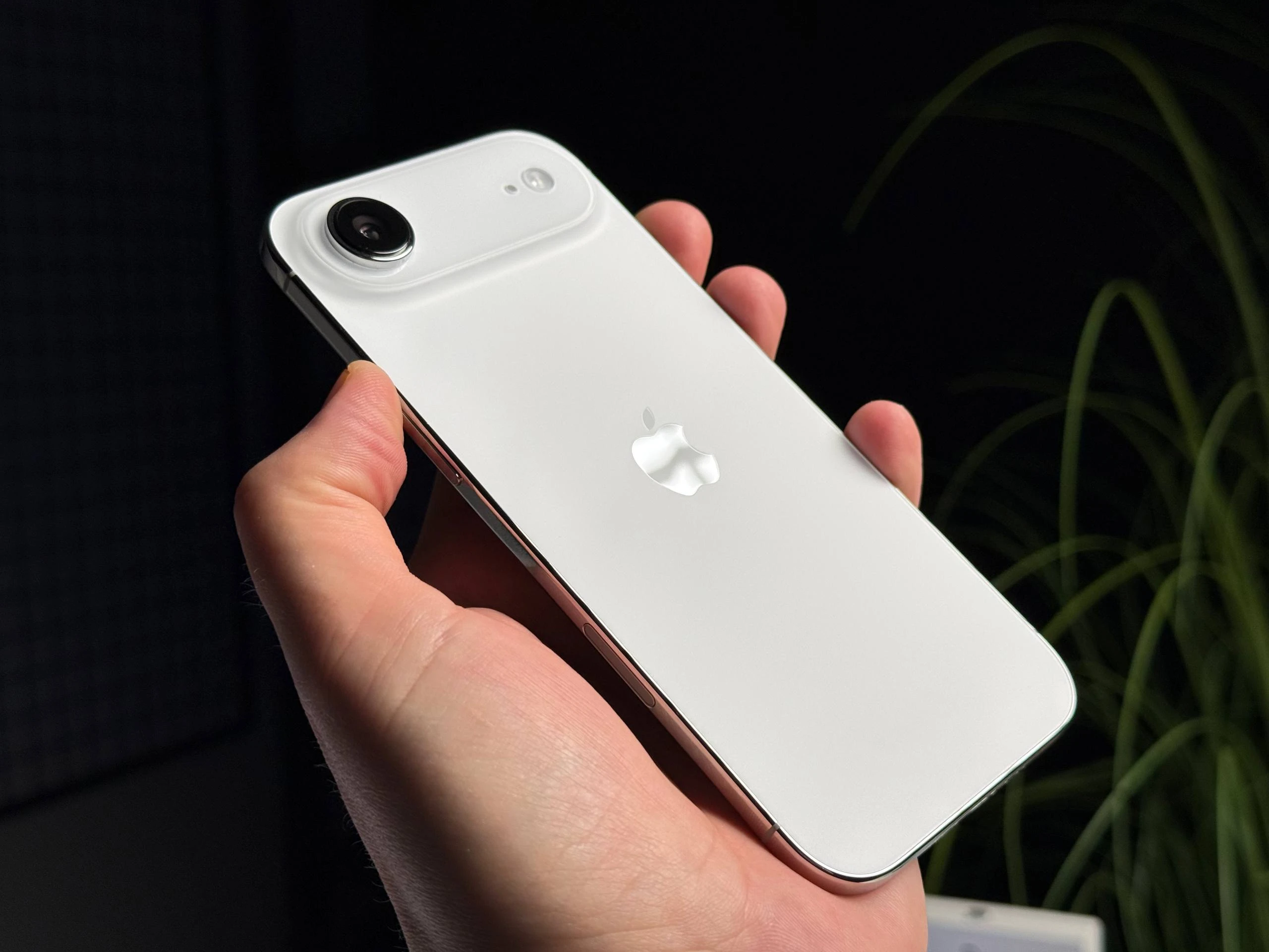 OPEN BOX Apple iPhone Air 512GB Cloud White (MG2T4, MG1G4, MG2D4) - Состояние: идеальный | Аккумулятор: 100% | Комплектация: полный | Гарантия: 12 мес.