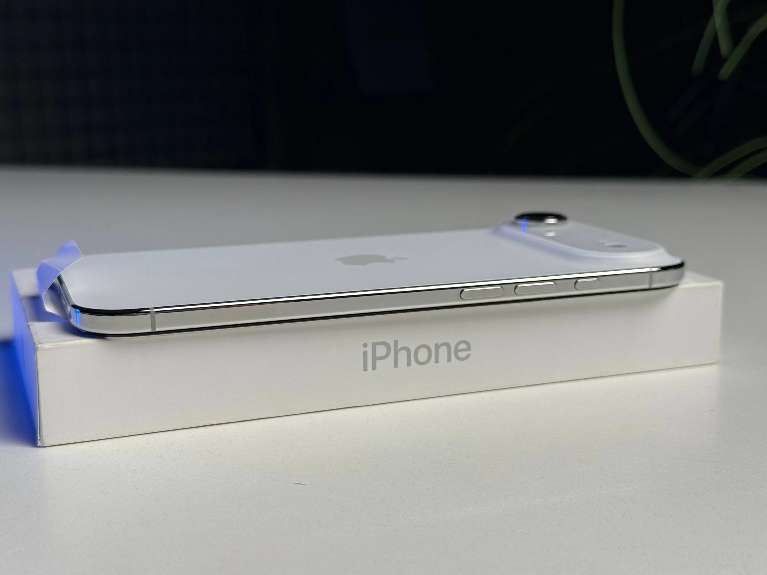 OPEN BOX Apple iPhone Air 512GB Cloud White (MG2T4, MG1G4, MG2D4) - Состояние: идеальный | Аккумулятор: 100% | Комплектация: полный | Гарантия: 12 мес.