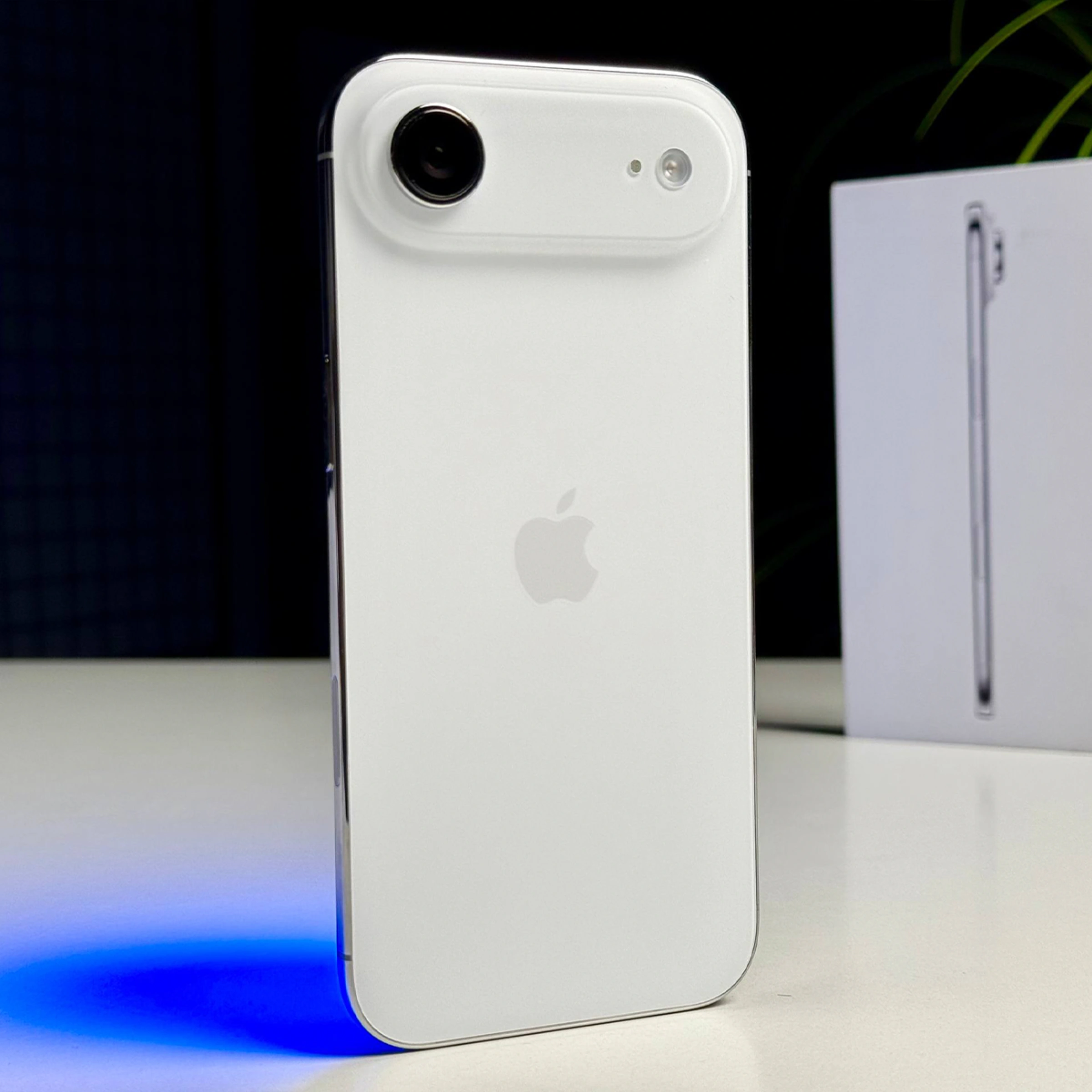 OPEN BOX Apple iPhone Air 512GB Cloud White (MG2T4, MG1G4, MG2D4) - Состояние: идеальный | Аккумулятор: 100% | Комплектация: полный | Гарантия: 12 мес.