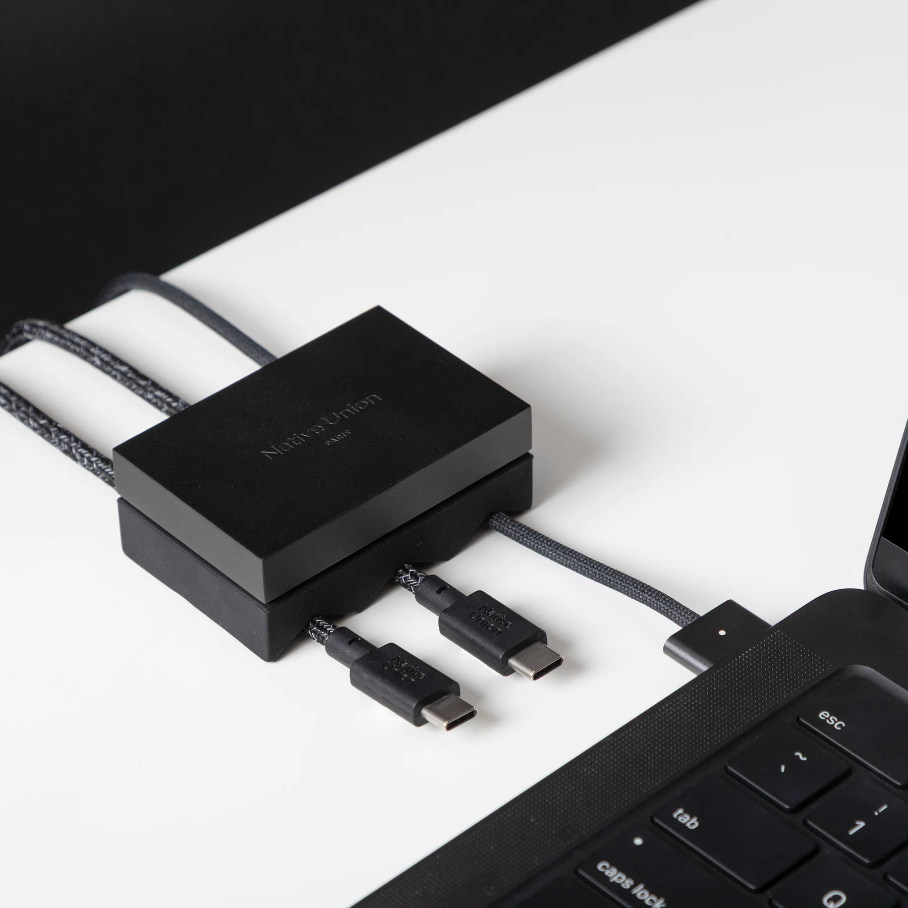 Тримач для кабелів Native Union Weighter for 3 Cables - Black (CBWEIG-SNG-BLK)