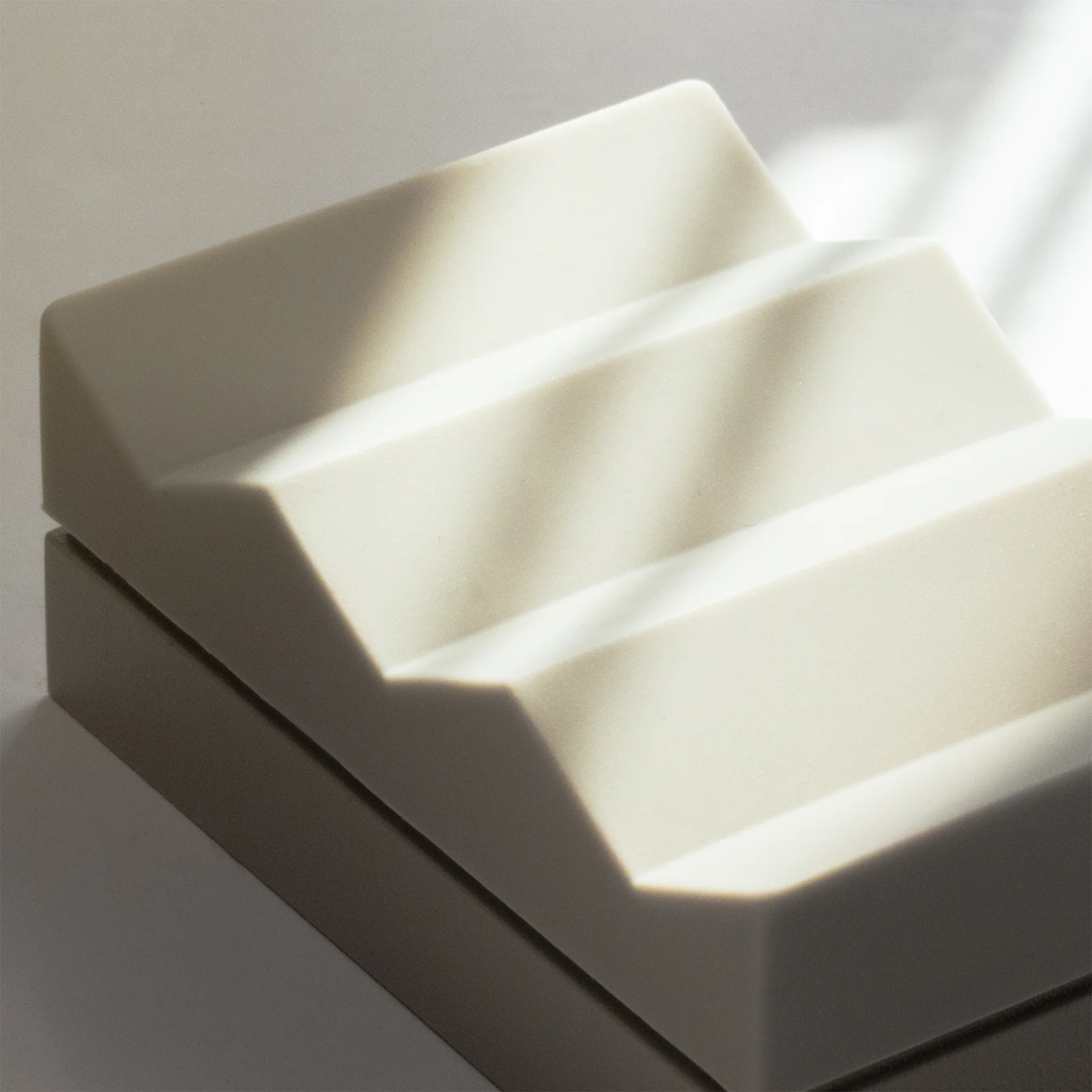 Держатель для кабелей Native Union Weighter for 3 Cables - Sandstone (CBWEIG-TRI-SAN)