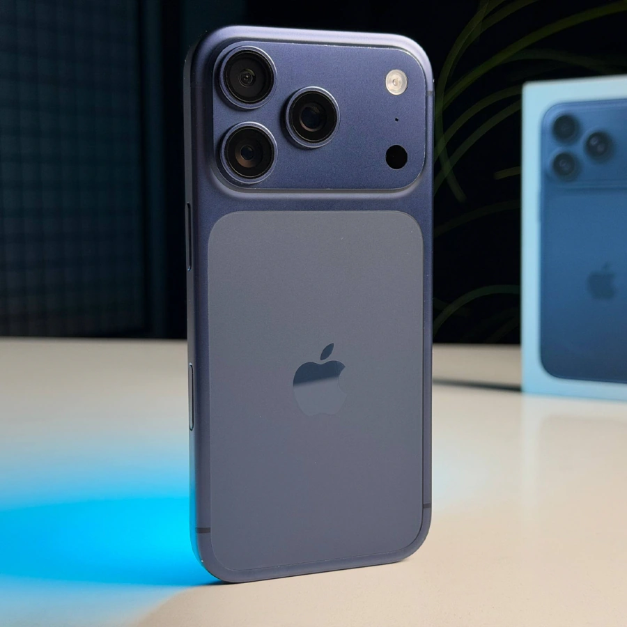 ВЖИВАНИЙ Б/У Apple iPhone 17 Pro 512GB Deep Blue (MG8N4) - Стан: гарний | Акумулятор: 100% | Комплектація: повний | Гарантія: 3 міс.