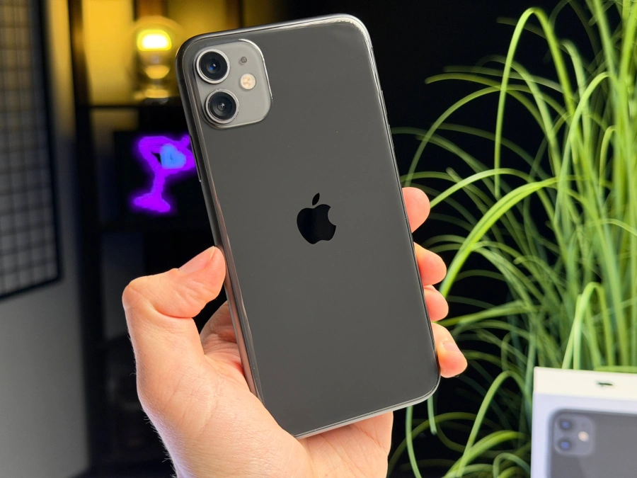ВЖИВАНИЙ Б/У Apple iPhone 11 128GB Black (MWLE2) - Стан: ідеальний | Акумулятор: 100% | Комплектація: повний | Гарантія: 3 міс.