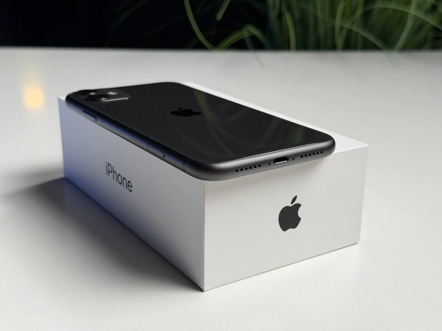 ВЖИВАНИЙ Б/У Apple iPhone 11 128GB Black (MWLE2) - Стан: ідеальний | Акумулятор: 100% | Комплектація: повний | Гарантія: 3 міс.