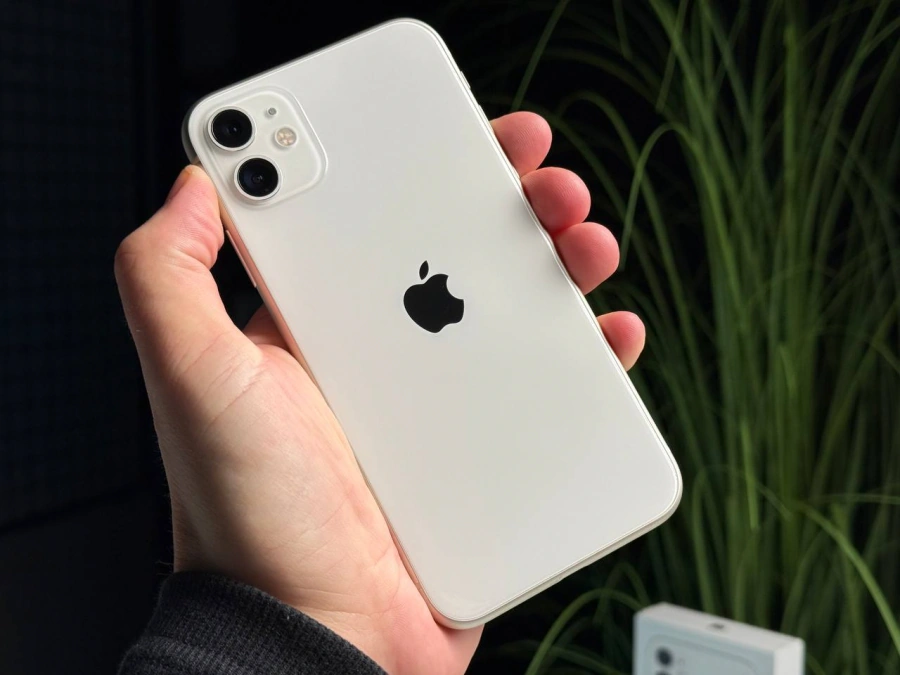 ВЖИВАНИЙ Б/У Apple iPhone 11 128GB White (MHCY3, MHDJ3) Slim Box - Стан: гарний | Акумулятор: 88% | Комплектація: повний | Гарантія: 3 міс.