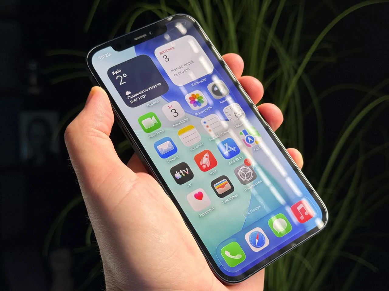 ВЖИВАНИЙ Б/У Apple iPhone 12 128GB Black (MGHC3, MGJA3) - Стан: гарний | Акумулятор: 87% | Комплектація: повний | Гарантія: 3 міс.