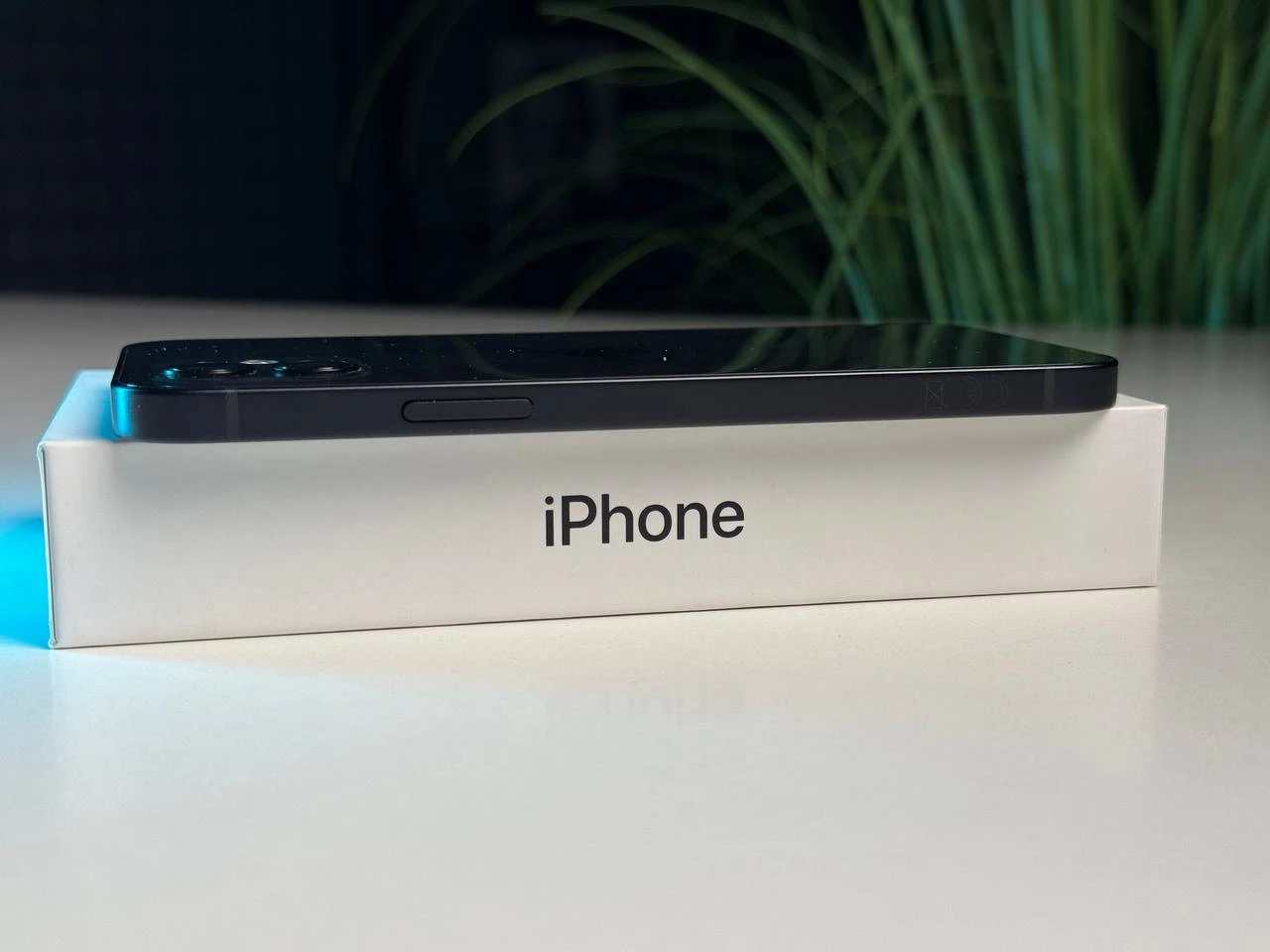 ВЖИВАНИЙ Б/У Apple iPhone 12 128GB Black (MGHC3, MGJA3) - Стан: гарний | Акумулятор: 87% | Комплектація: повний | Гарантія: 3 міс.