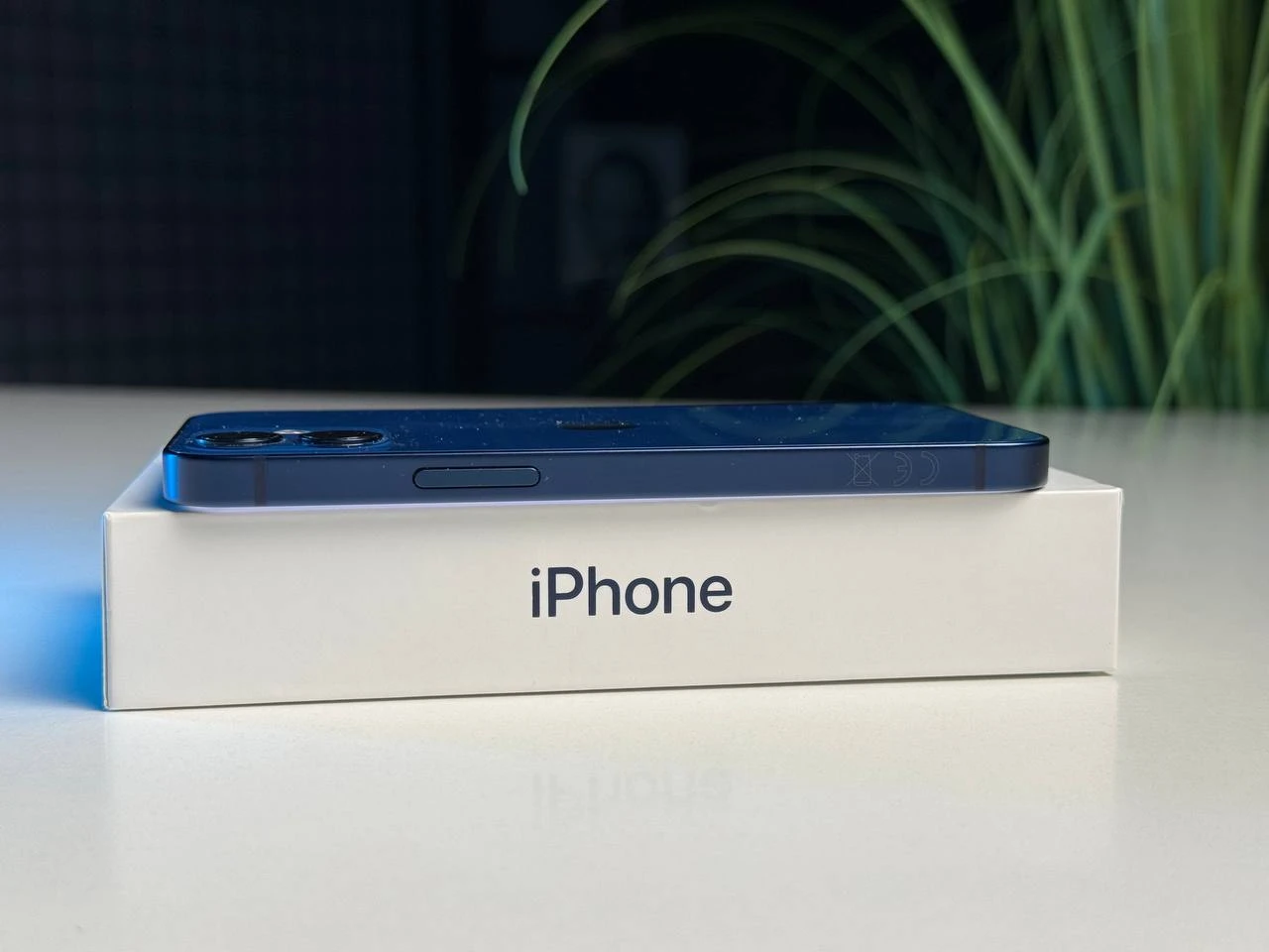ВЖИВАНИЙ Б/У Apple iPhone 12 Mini 128GB Blue (MG8P3, MGE63) - Стан: гарний | Акумулятор: 100% | Комплектація: повний | Гарантія: 3 міс.