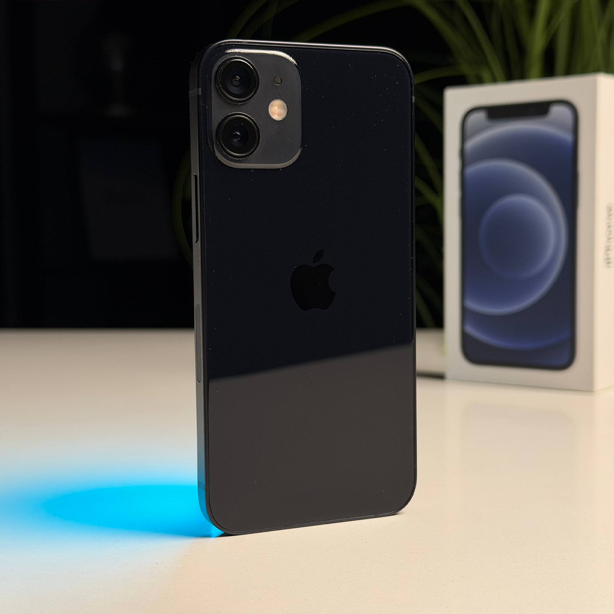 ВЖИВАНИЙ Б/У Apple iPhone 12 Mini 64GB Black (MG8F3, MGDX3) - Состояние: хороший | Аккумулятор: 100% | Комплектация: полный | Гарантия: 3 мес.