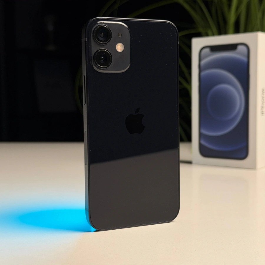 ВЖИВАНИЙ Б/У Apple iPhone 12 Mini 64GB Black (MG8F3, MGDX3) - Стан: гарний | Акумулятор: 100% | Комплектація: повний | Гарантія: 3 міс.