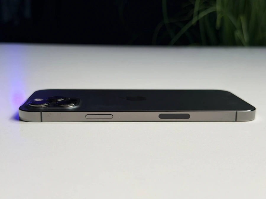 ВЖИВАНИЙ Б/У Apple iPhone 12 Pro Max 128GB Graphite (MGCF3, MGD73) - Стан: гарний | Акумулятор: 100% | Комплектація: iPhone, кабель | Гарантія: 3 міс.