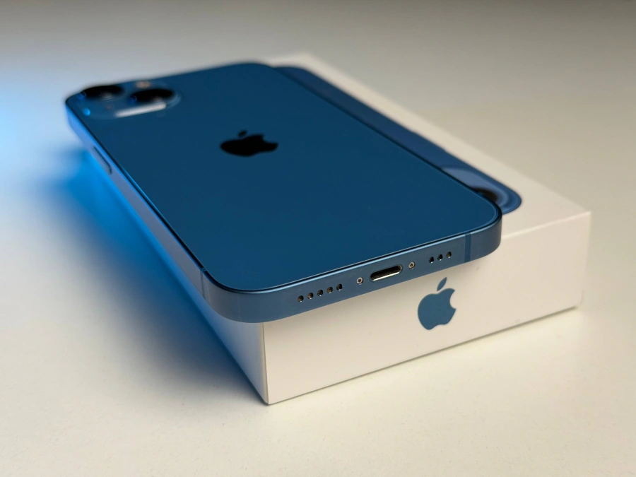ВЖИВАНИЙ Б/У Apple iPhone 13 128GB Blue (MLMT3, MLPK3) - Стан: гарний | Акумулятор: 87% | Комплектація: повний | Гарантія: 3 міс.