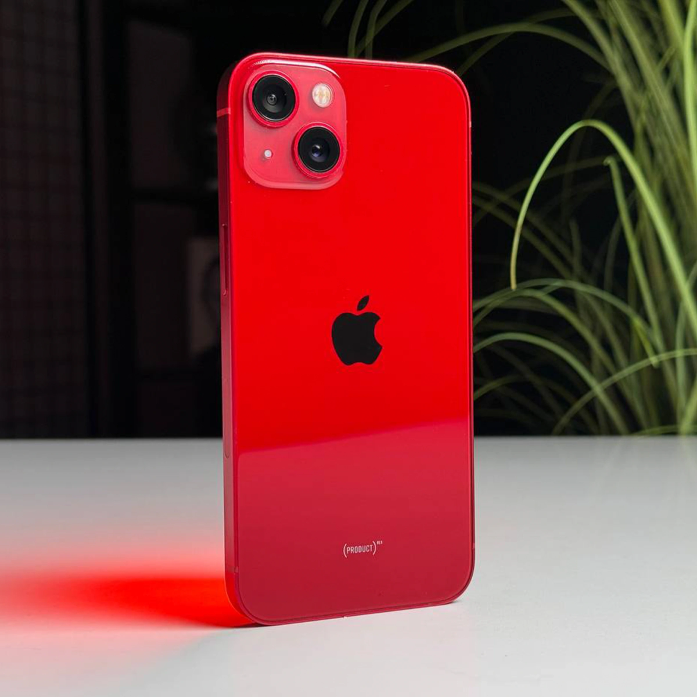 ВЖИВАНИЙ Б/У Apple iPhone 13 128GB (PRODUCT)RED (MLMQ3, MLPJ3) - Стан: задовільний | Акумулятор: 84% | Комплектація: iPhone, кабель | Гарантія: 3 міс.