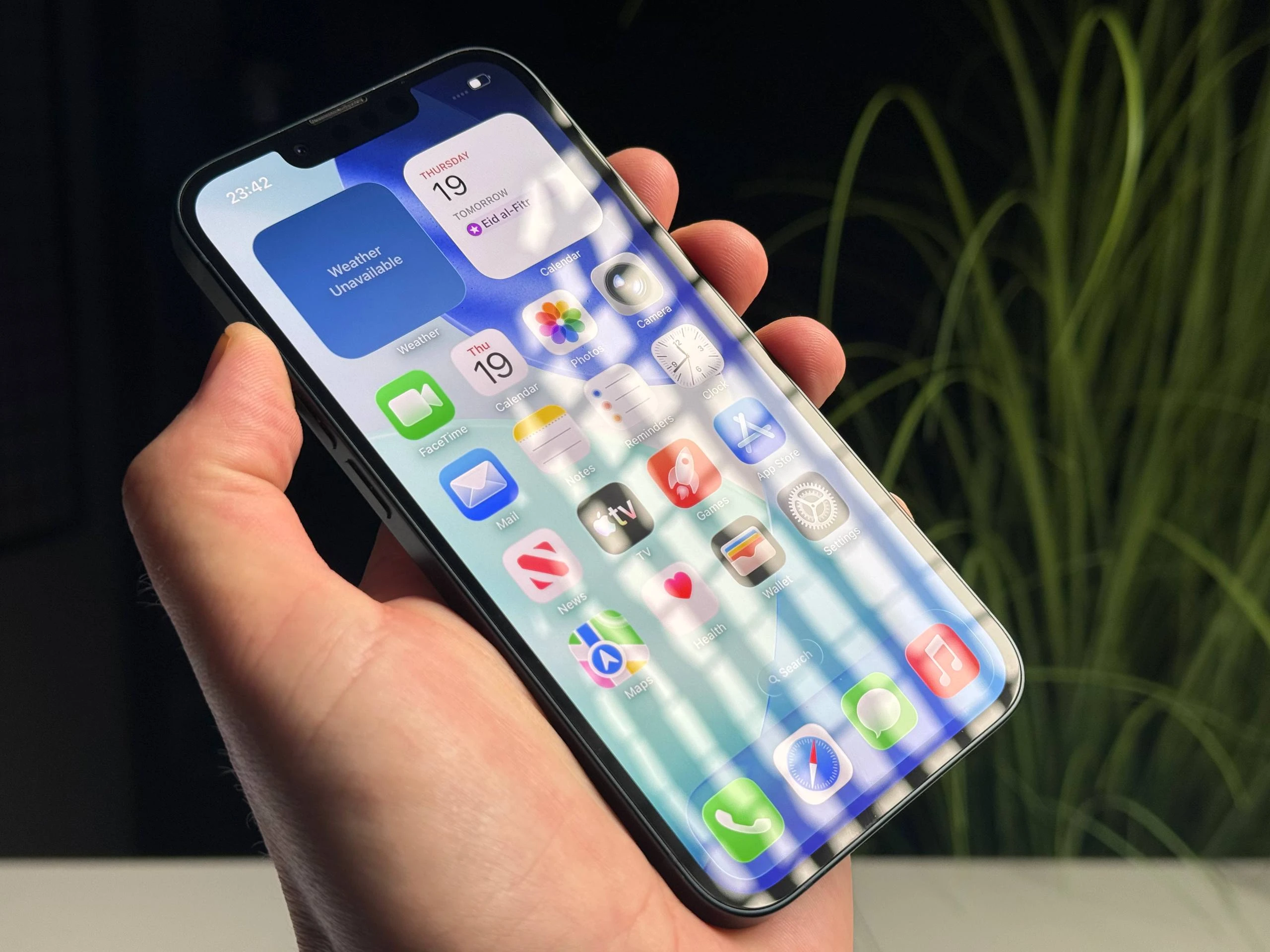 ВЖИВАНИЙ Б/У Apple iPhone 13 256GB Midnight (MLMU3, MLQ63) - Состояние: хороший | Аккумулятор: 100% | Комплектация: полный | Гарантия: 3 мес.