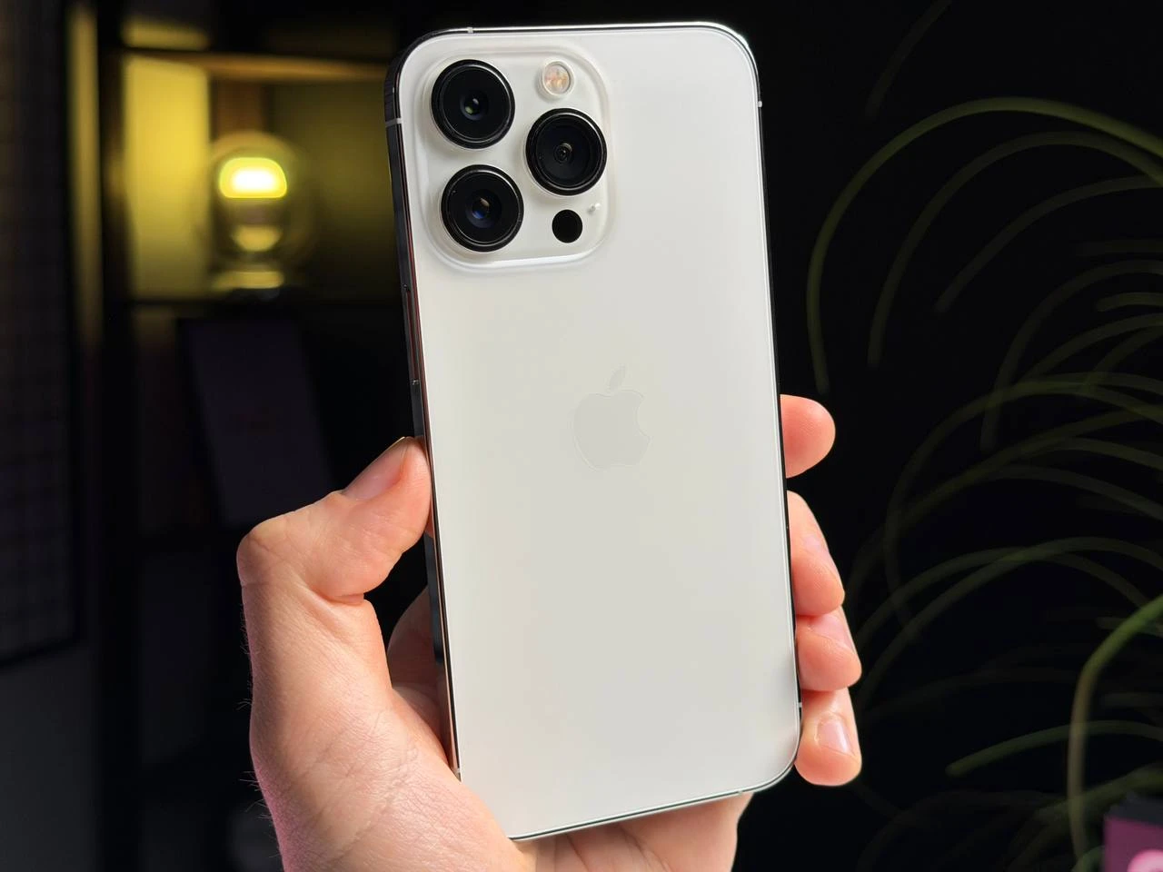 ВЖИВАНИЙ Б/У Apple iPhone 13 Pro 128GB Silver (MLTQ3, MLVA3) - Стан: гарний | Акумулятор: 100% | Комплектація: повний | Гарантія: 3 міс.