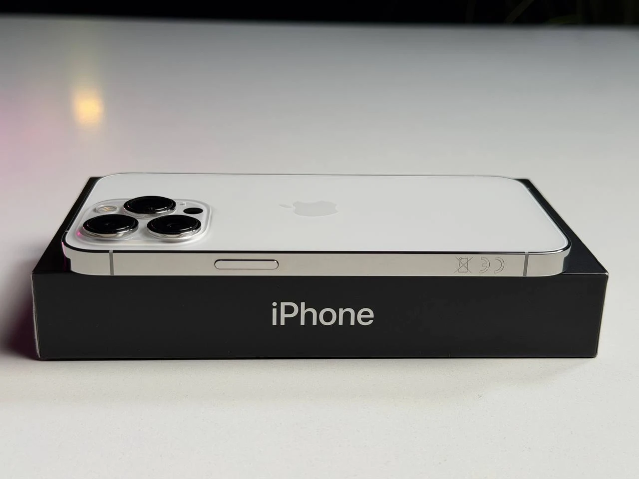 ВЖИВАНИЙ Б/У Apple iPhone 13 Pro 128GB Silver (MLTQ3, MLVA3) - Стан: гарний | Акумулятор: 100% | Комплектація: повний | Гарантія: 3 міс.