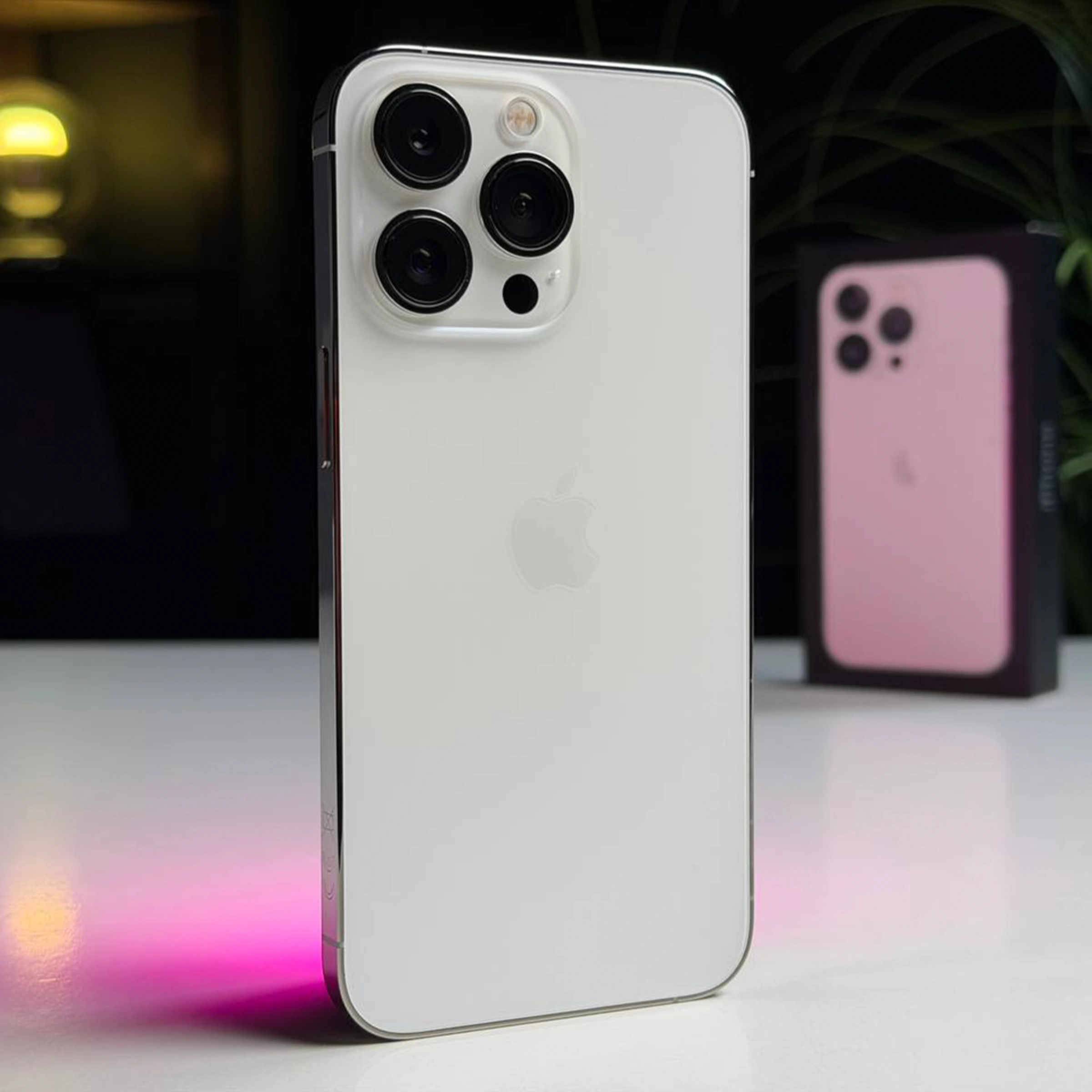 ВЖИВАНИЙ Б/У Apple iPhone 13 Pro 128GB Silver (MLTQ3, MLVA3) - Стан: гарний | Акумулятор: 100% | Комплектація: повний | Гарантія: 3 міс.