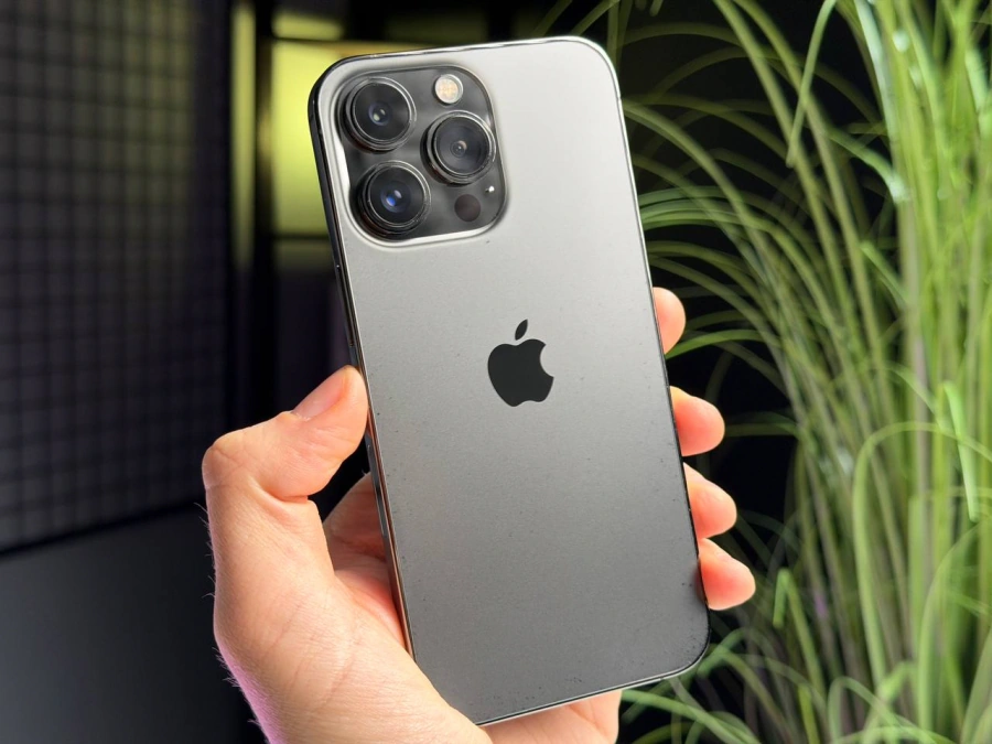 ВЖИВАНИЙ Б/У Apple iPhone 13 Pro 256GB Graphite (MLTW3, MLVE3) - Стан: гарний | Акумулятор: 100% | Комплектація: iPhone, кабель | Гарантія: 3 міс.