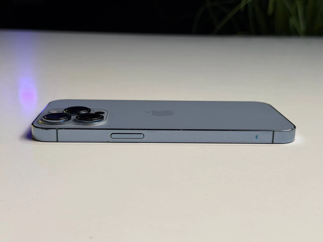 ВЖИВАНИЙ Б/У Apple iPhone 13 Pro 512GB Sierra Blue (MLU73, MLVU3) - Стан: гарний | Акумулятор: 100% | Комплектація: iPhone, кабель | Гарантія: 3 міс.