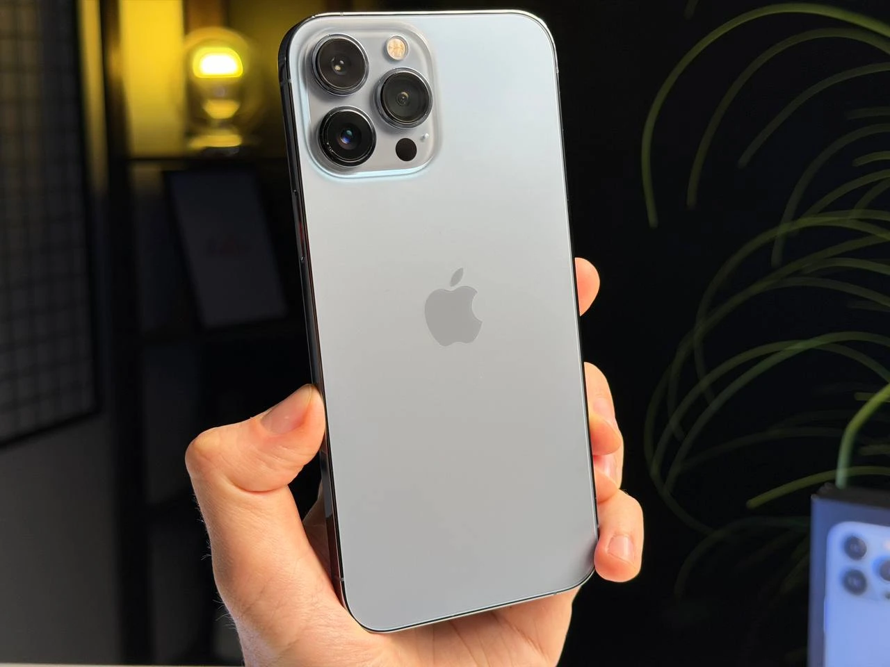 ВЖИВАНИЙ Б/У Apple iPhone 13 Pro Max 1TB Sierra Blue (MLL53, MLLN3) - Стан: гарний | Акумулятор: 100% | Комплектація: повний | Гарантія: 3 міс.