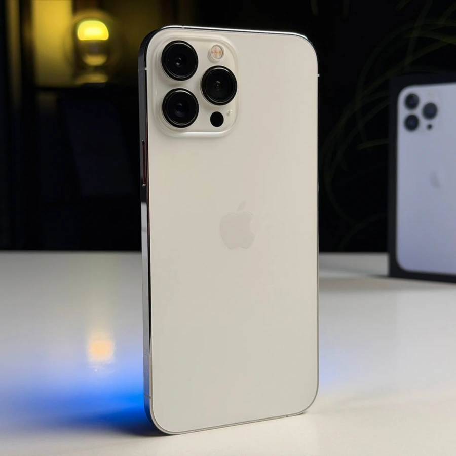 ВЖИВАНИЙ Б/У Apple iPhone 13 Pro Max 256GB Silver (MLKT3, MLLC3) - Стан: гарний | Акумулятор: 100% | Комплектація: повний | Гарантія: 3 міс.