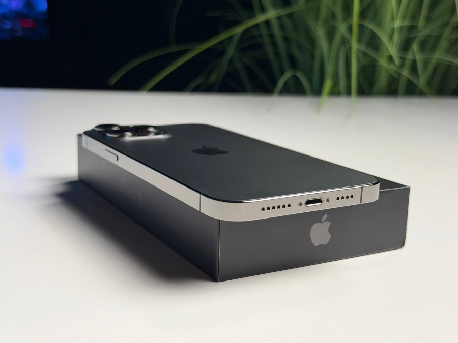 ВЖИВАНИЙ Б/У Apple iPhone 13 Pro Max 512GB Graphite (MLKW3, MLLF3) - Состояние: хороший | Аккумулятор: 100% | Комплектация: полный | Гарантия: 3 мес.