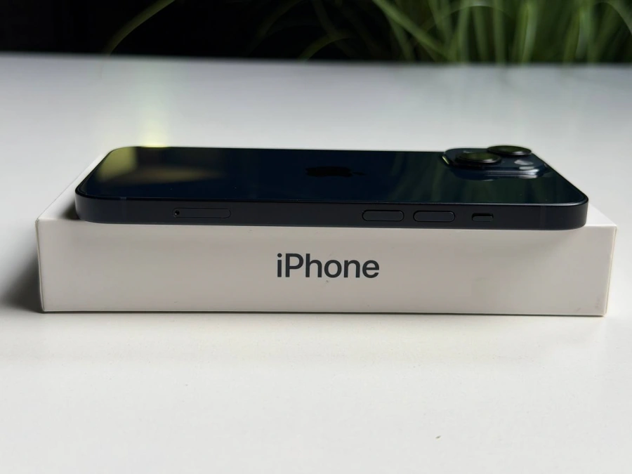 ВЖИВАНИЙ Б/У Apple iPhone 14 128GB Midnight (MPUF3) - Стан: гарний | Акумулятор: 100% | Комплектація: повний | Гарантія: 3 міс.