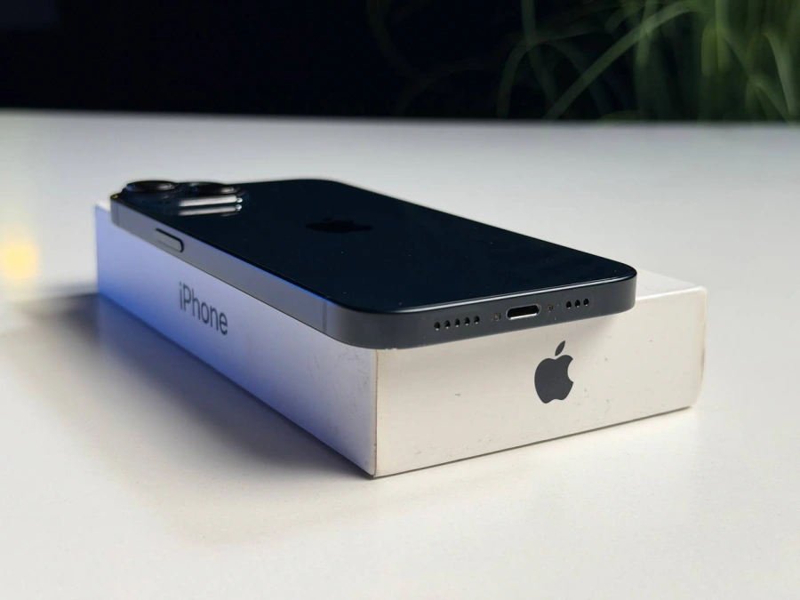 ВЖИВАНИЙ Б/У Apple iPhone 14 128GB Midnight (MPUF3) - Стан: задовільний | Акумулятор: 82% | Комплектація: повний | Гарантія: 3 міс.