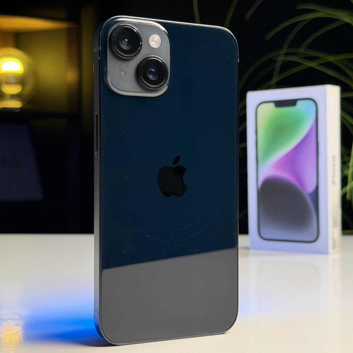 ВЖИВАНИЙ Б/У Apple iPhone 14 128GB Midnight (MPUF3) - Стан: задовільний | Акумулятор: 82% | Комплектація: повний | Гарантія: 3 міс.