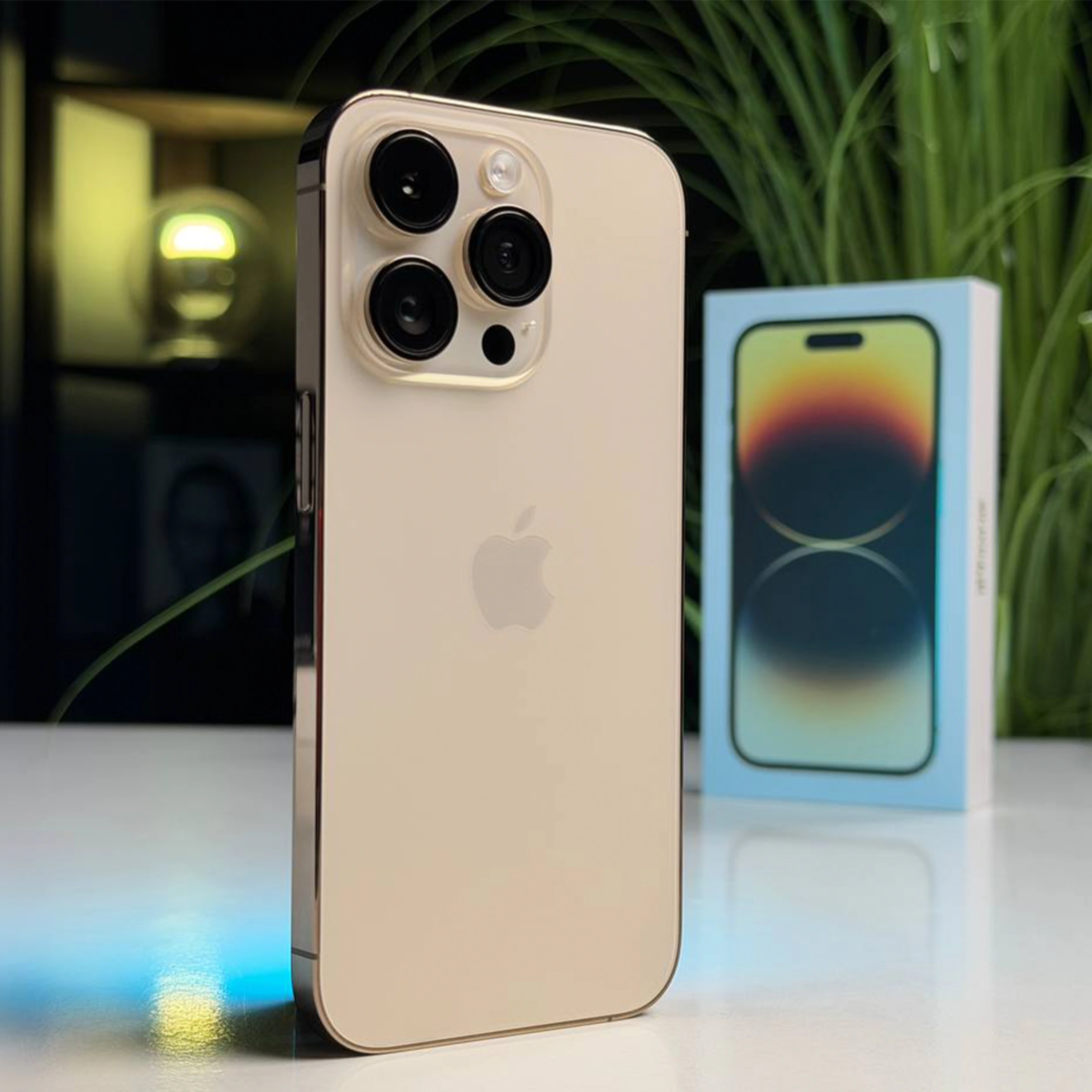 ВЖИВАНИЙ Б/У Apple iPhone 14 Pro 256GB Gold (MQ183) - Стан: гарний | Акумулятор: 100% | Комплектація: повний | Гарантія: 3 міс.