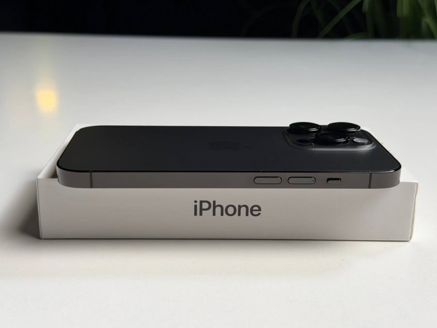 ВЖИВАНИЙ Б/У Apple iPhone 14 Pro 256GB Space Black eSim (MQ0N3) - Стан: гарний | Акумулятор: 100% | Комплектація: повний | Гарантія: 3 міс.